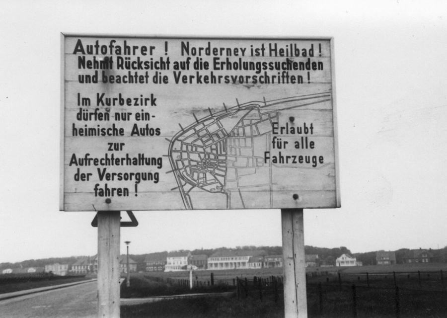 1955 - Mühlenstrasse 1955 - Hinweis an der Hafenstrasse