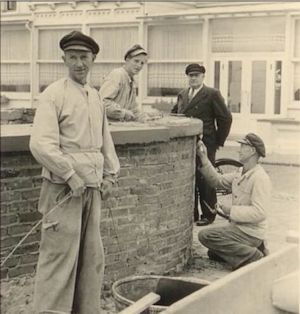 Bau der Veranda des Hauses Friedrichstraße/Ecke Damenpfad