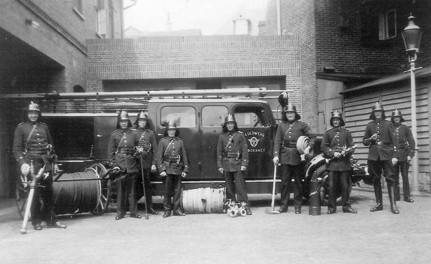 Feuerwache am heutigen Rathausparkplatz Feuerwache am heutigen Rathausparkplatz