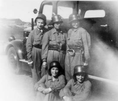 B.D.M. Feuerwehrhelferinnen 1943