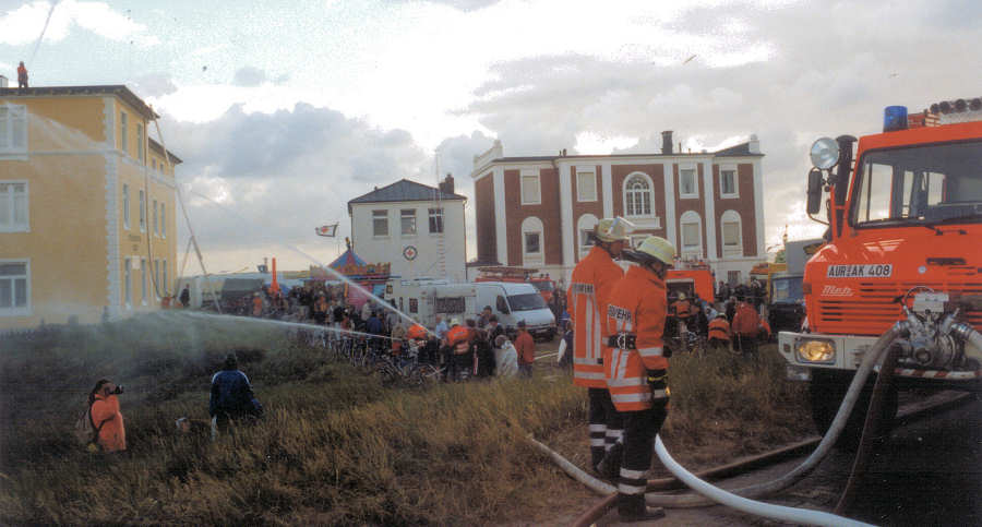 Tag der offenen Tür bei der DGzRS im Juli 2003 Tag der offenen Tür bei der DGzRS im Juli 2003