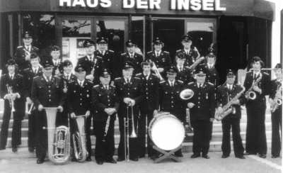 Erinnerungsfoto nach dem Konzert - März/April 1978