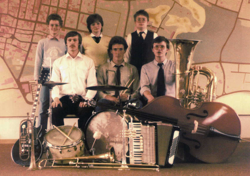 Übungsabend im großen Unterrichtsraum 1981