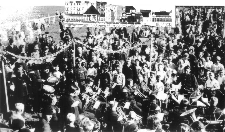Großes Sommerkonzert auf der Kaiserwiese - 1932 Großes Sommerkonzert auf der Kaiserwiese - 1932
