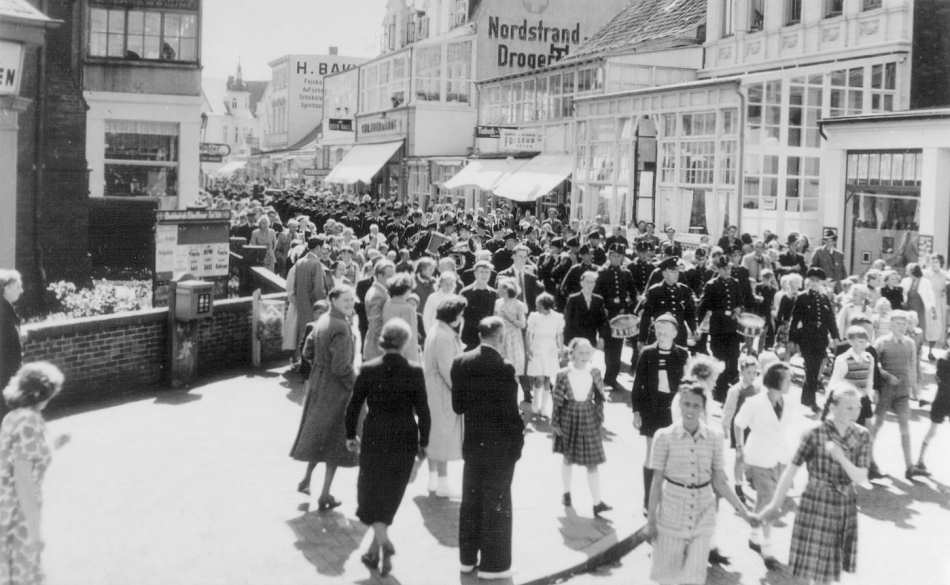 Der 1. Kreisfeuerwehrtag auf Norderney - 1952 Der 1. Kreisfeuerwehrtag auf Norderney - 1952