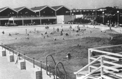 Meerwasser-Brandungs-Freibad am Weststrand